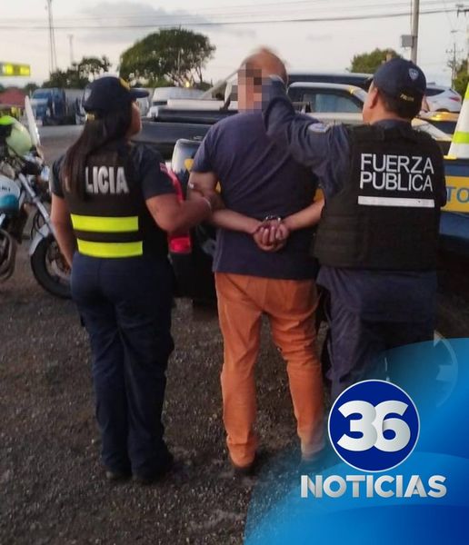 La Fuerza Pública detuvo a un conductor en presunto estado de ebriedad en La Cruz, Guanacaste