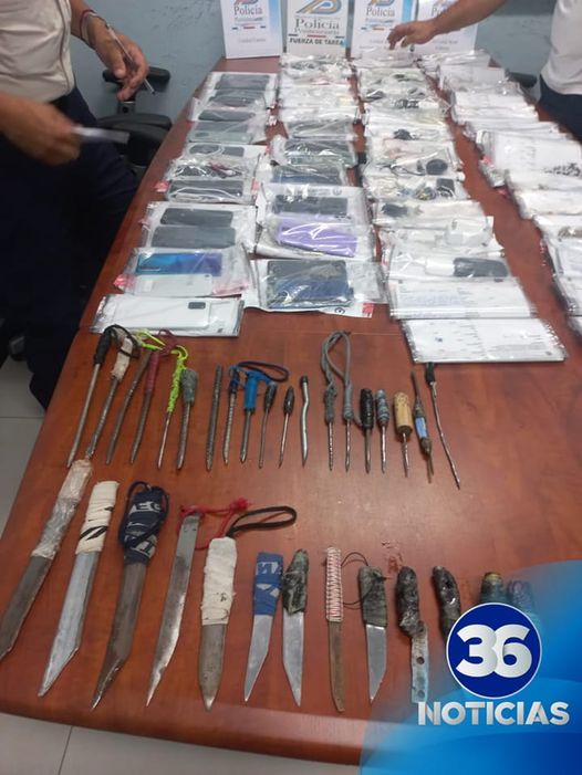 Fuerte decomiso de armas blancas, celulares y drogas en el CAI de Liberia