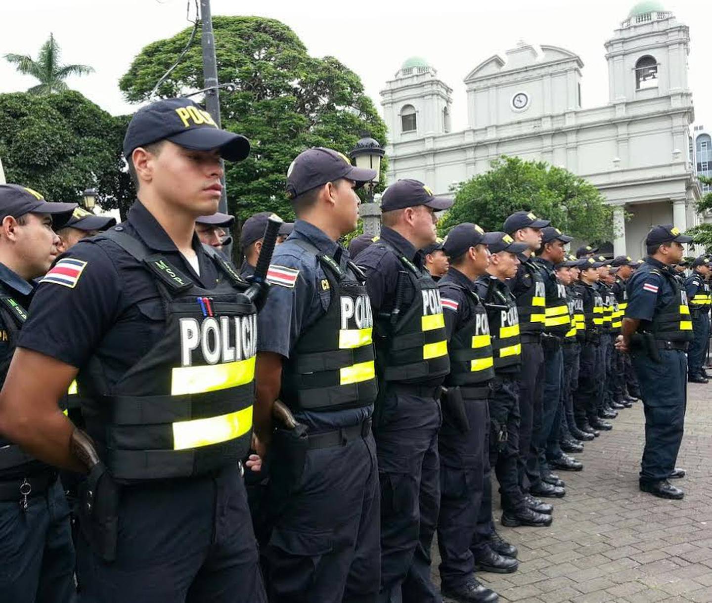 Ministerio de Seguridad recibe crédito del BID para mejorar delegaciones policiales