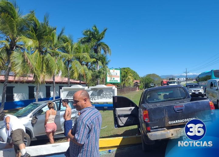Accidente de tráfico en Guardia deja a cuatro personas heridas