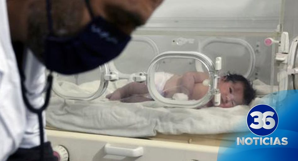 Una niña es rescatada con vida después del terremoto en Siria