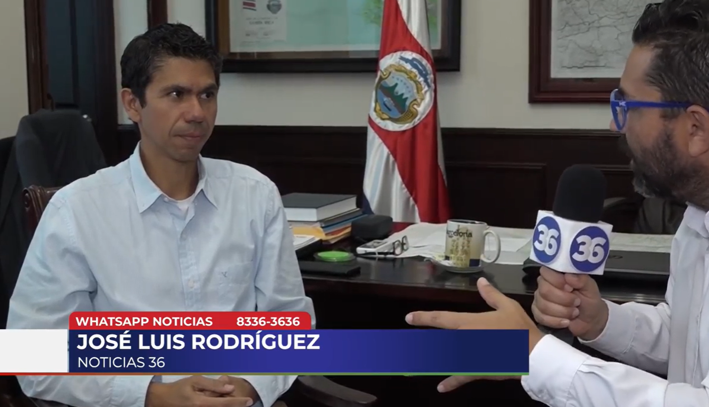 Ministro de Transporte asegura que precios de licencias de conducir no subirán