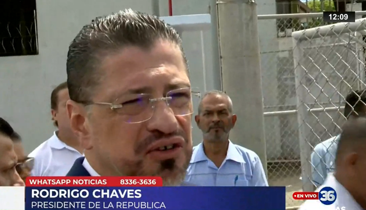 Presidente Rodrigo Chaves inaugura ampliación de acueducto en Alajuelita