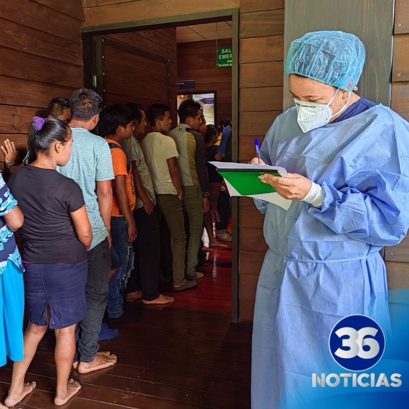 Funcionarios de la CCSS brindan atención médica a indígenas de Talamanca cada tres meses