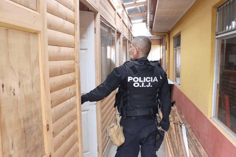 Allanamientos por torturas a menores: Investigación en curso