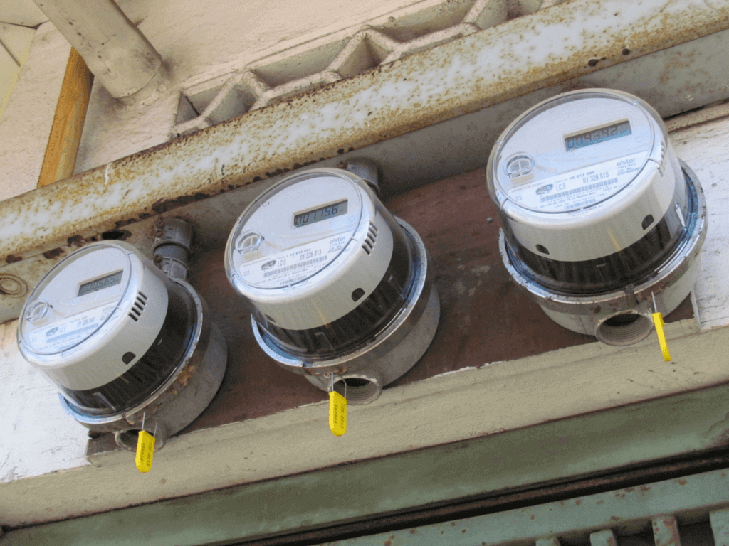 ICE anuncia Racionamientos Eléctricos