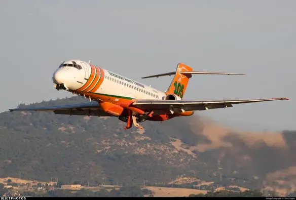 Costa Rica Refuerza con Avión Antincendios
