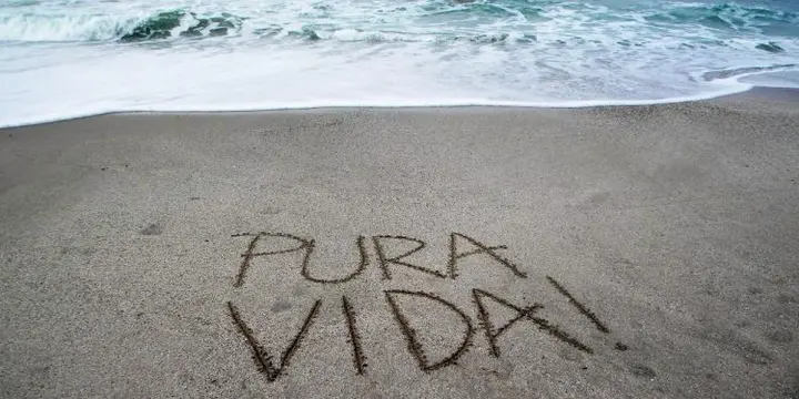 "Pura Vida" en la RAE: Un Hitó Tico Global
