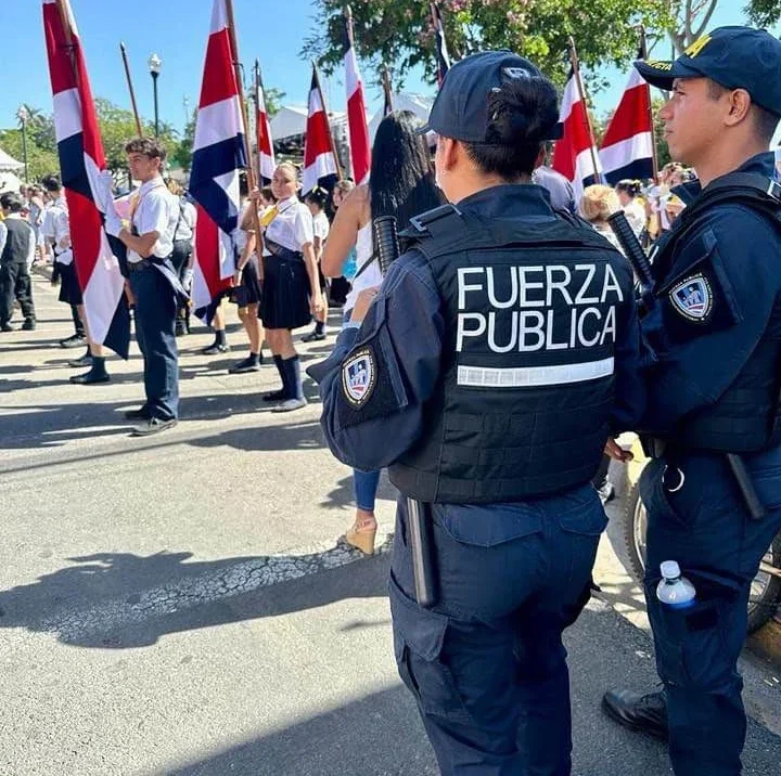 Diputados aprueban presupuesto para salarios de policías
